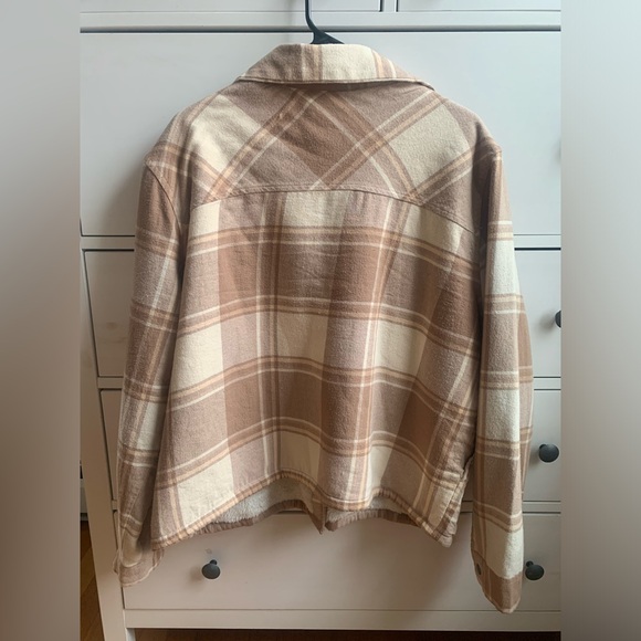 Women’s LUCKY BRAND Tan Plaid Flannel Sherpa Lined Shacket Jacket. Size XL - Picture 2 of 7
